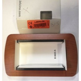 Placca 4 moduli - LEGNO  ticino  L4804LCA